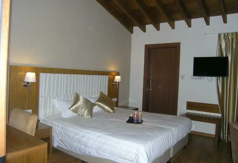 エクゼクティブスイート, Livadia Hotel Kyperounta