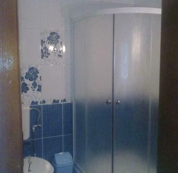 جناح, Pensiunea Scarisoara