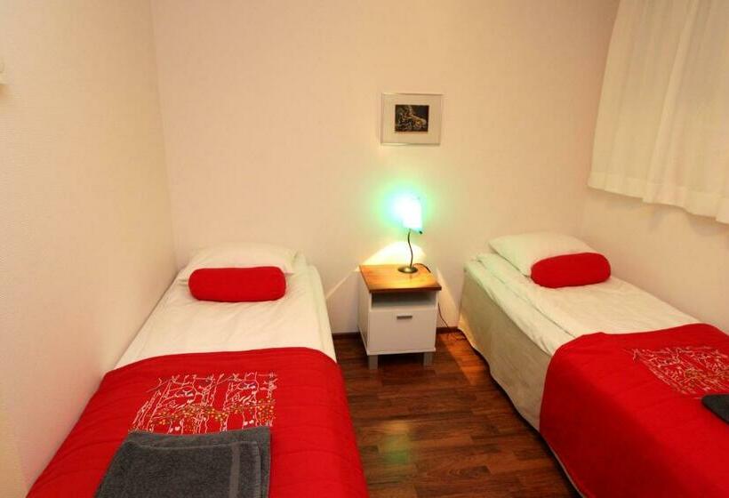 标准间, Urkin Piilopirtti