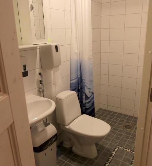 标准间, Urkin Piilopirtti