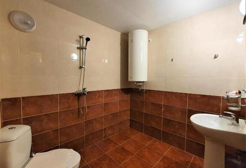 标准间带游泳池, Yakovtsi Inn