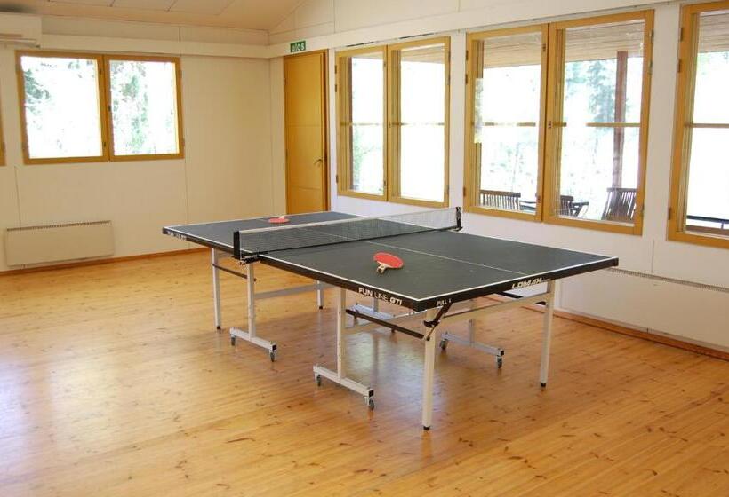 经济四人房间, Kuhasensaari Lomakeskus