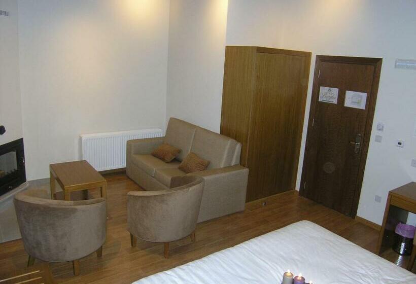 패밀리 룸, Livadia Hotel Kyperounta