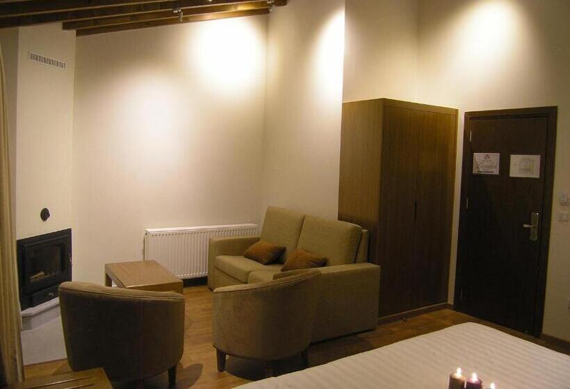 패밀리 룸, Livadia Hotel Kyperounta