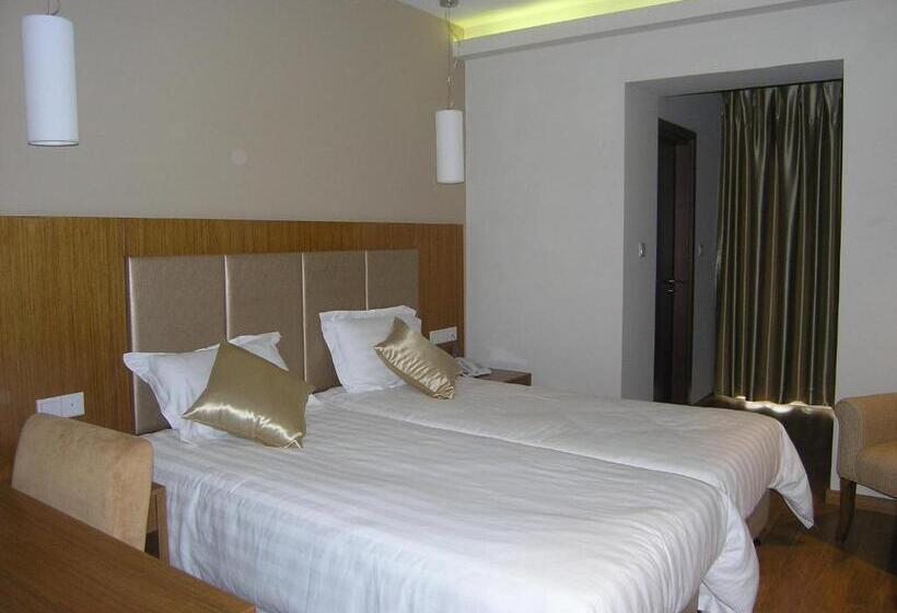 패밀리 룸, Livadia Hotel Kyperounta