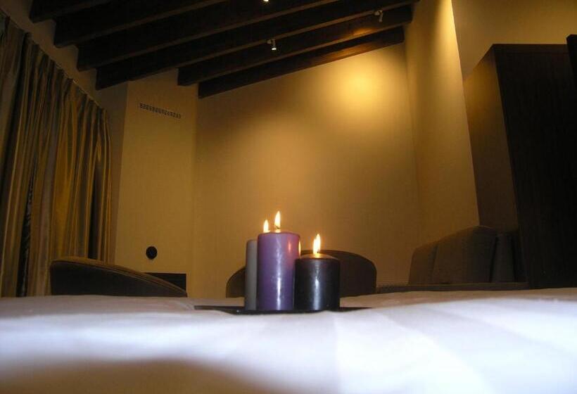 이그제큐티브 스위트, Livadia Hotel Kyperounta