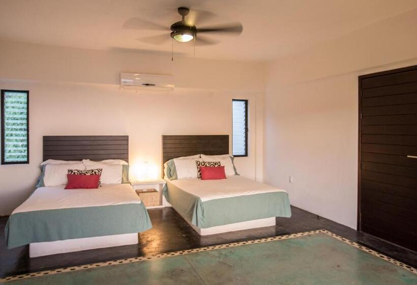 スーペリアースイート, Manta Raya Hotel   Right On The Beach