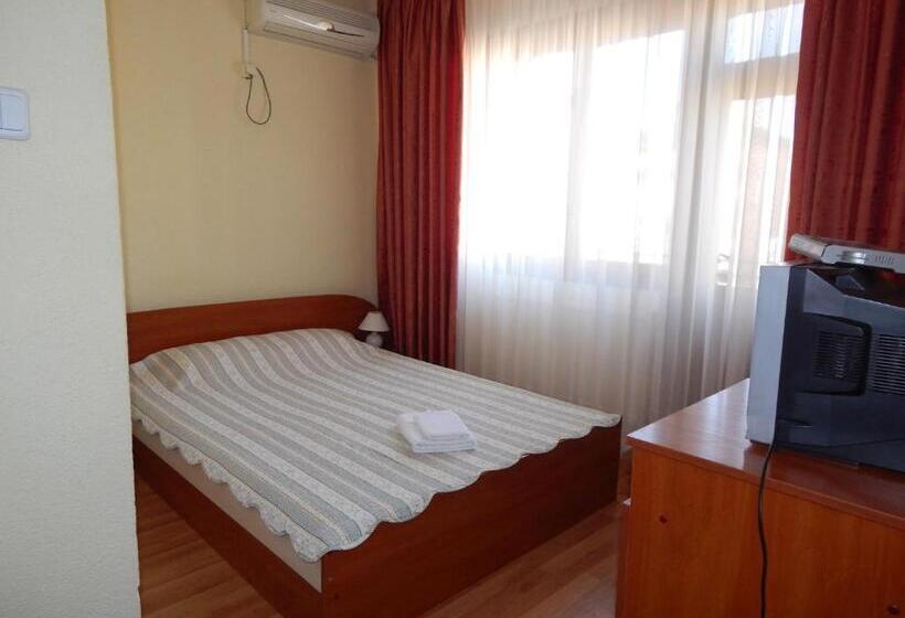 غرفة عائلية, Balabanovata Kashta