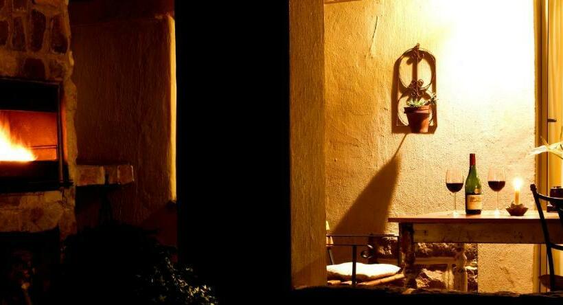 جناح, Berghouse And Cottages