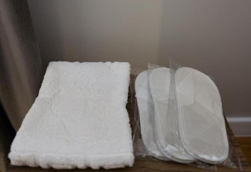 トリプルクラシックルーム, Complex Veverița Rânca