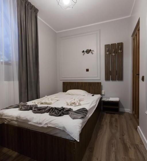 スタンダードシングルルーム, Complex Veverița Rânca