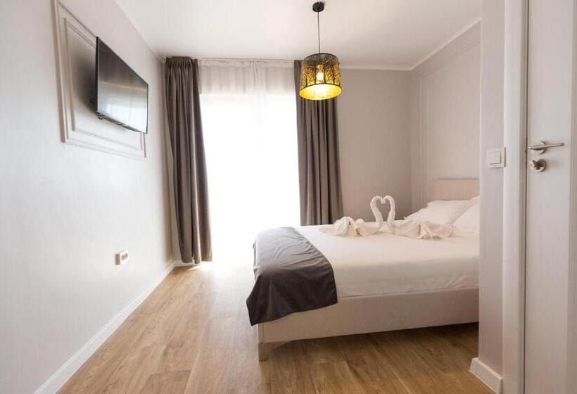 スタンダードルーム, Complex Veverița Rânca