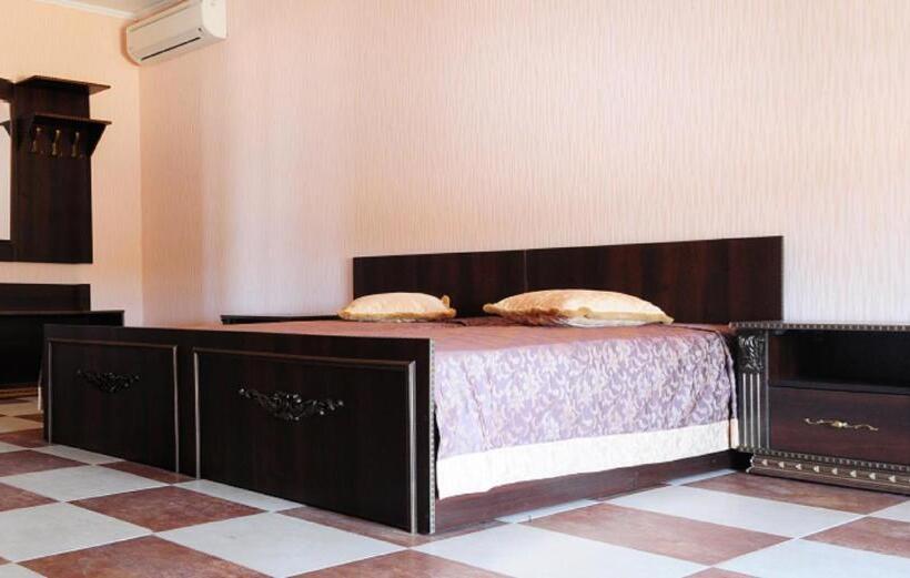 スタンダードルーム, Dergachov Guest House