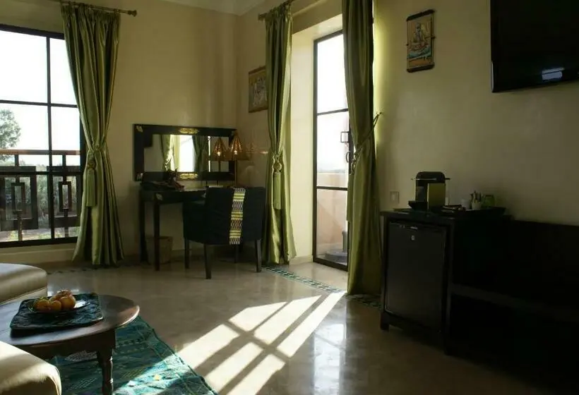 プールビュージュニアスイート, La Kasbah Aalma D'or