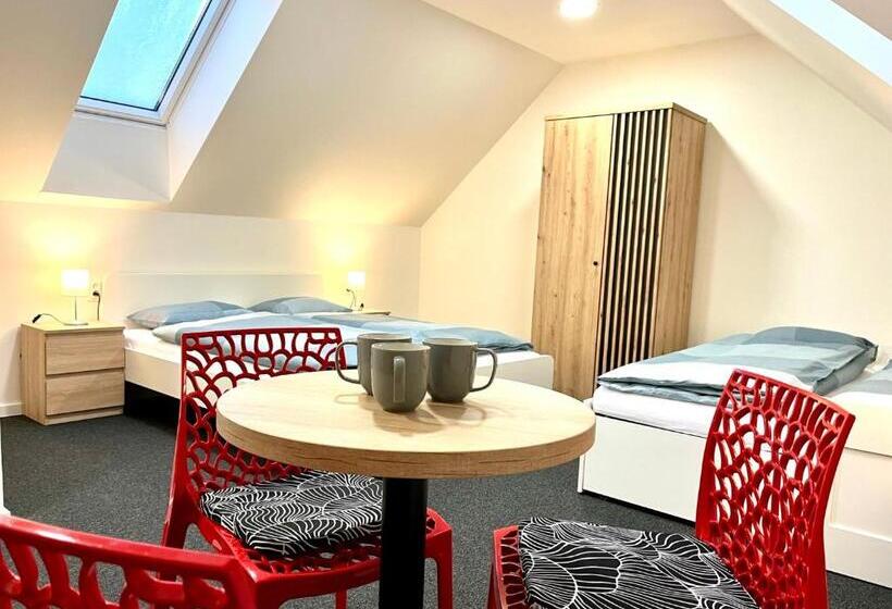 Семейный Номер, Penzión Pavčina Lehota