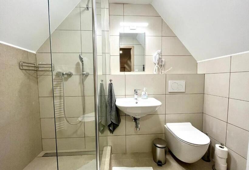 Четырехместный Номер Стандарт, Penzión Pavčina Lehota