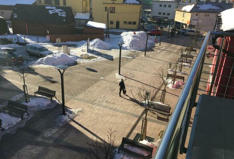 חדר סטנדרט עם מרפסת, Penzion Kycera