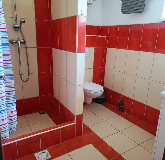 غرفة قياسية رباعية, Rekreačný Dom Railip