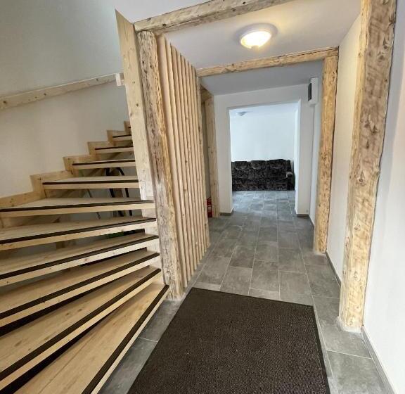 اتاق استاندارد چهار تخته, Pensiunea Vis Alpin Belis