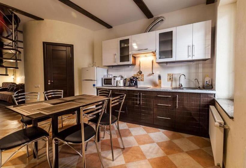 آپارتمان دوبلکس 1 خوابه, Alpiyskiy