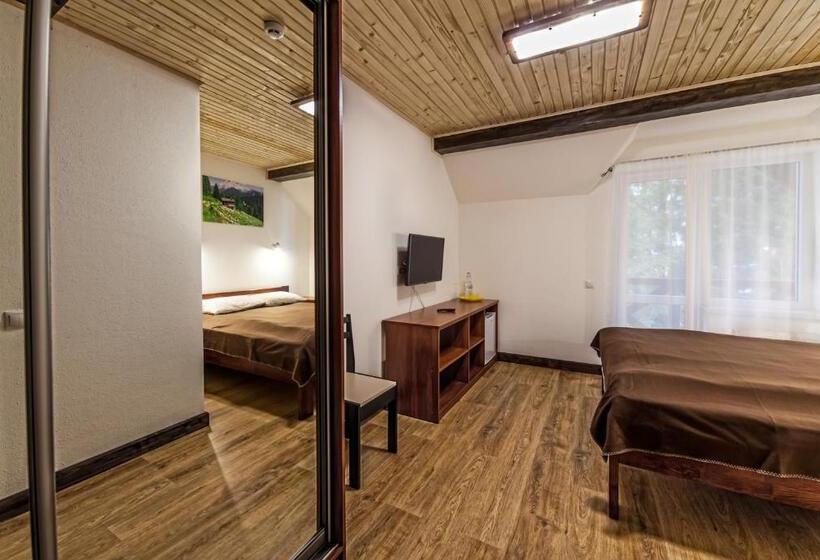 اتاق استاندارد با بالکن, Alpiyskiy