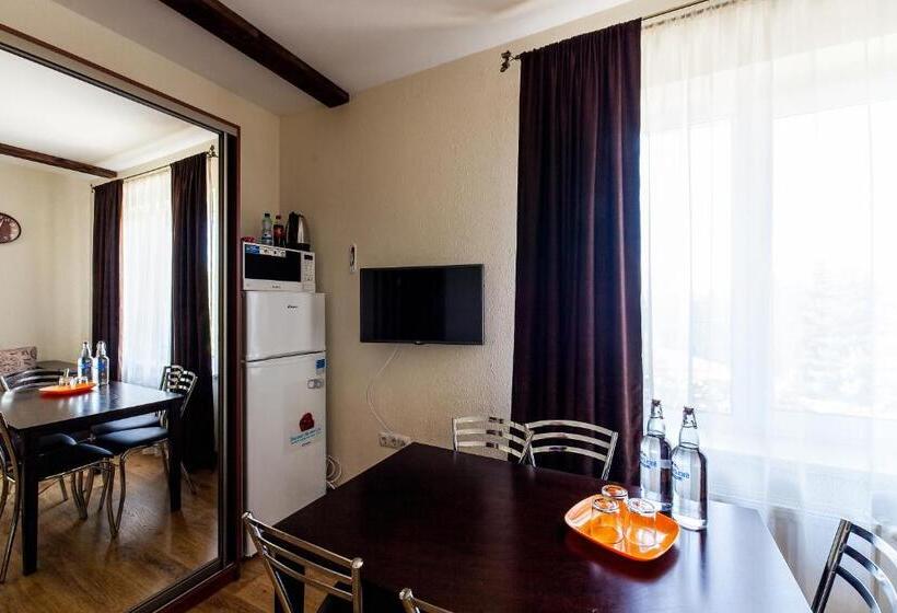 سوییت, Alpiyskiy