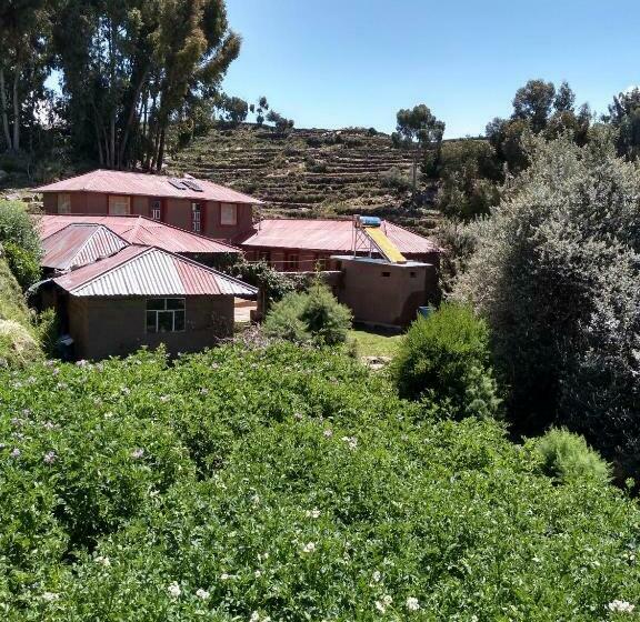 스탠다드 룸, Taquile Familia Celso