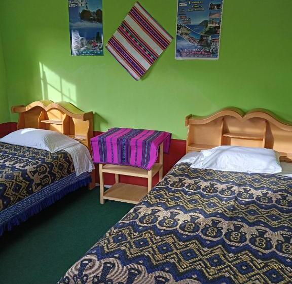 스탠다드 룸, Taquile Familia Celso