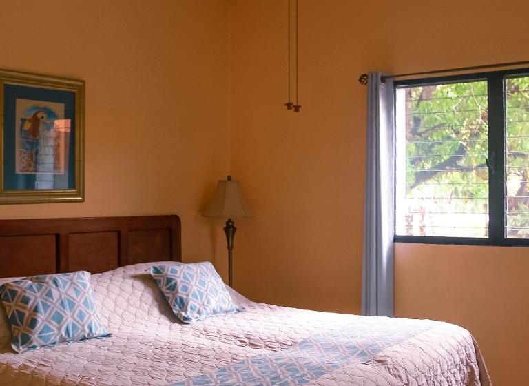 Номер Стандарт, Drift Inn Cayo