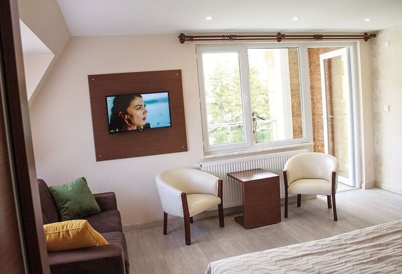 Номер Deluxe с Гидромассажем, Green Valley Savsat