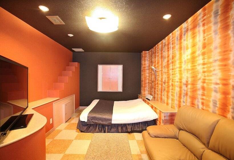 غرفة ديلوكس, Happy Kiss