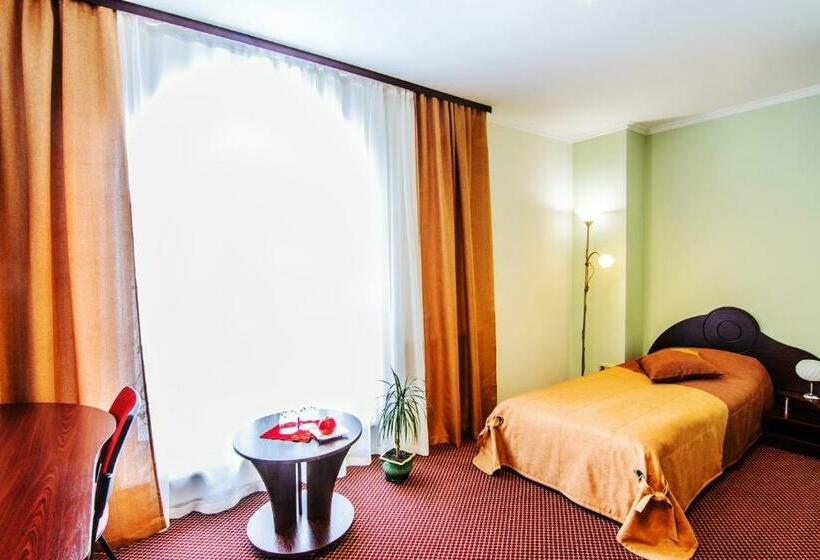 Standardeinzelzimmer, Terminala