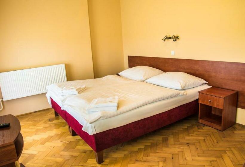 اتاق استاندارد, U Jezera