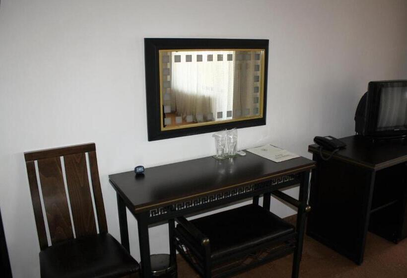 غرفة قياسية, Villa Verde