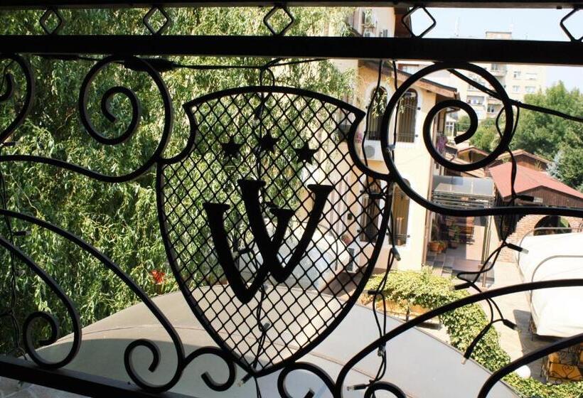 جناح مزوَّد بشرفة, Villa Verde