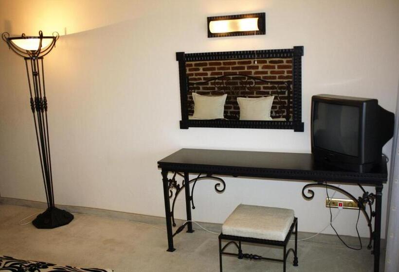 جناح, Villa Verde