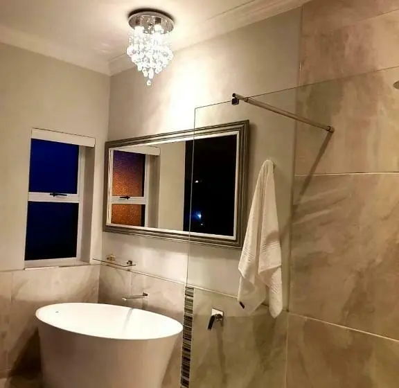 Superior suite with view, Gull On The Bay Boutique Guest House