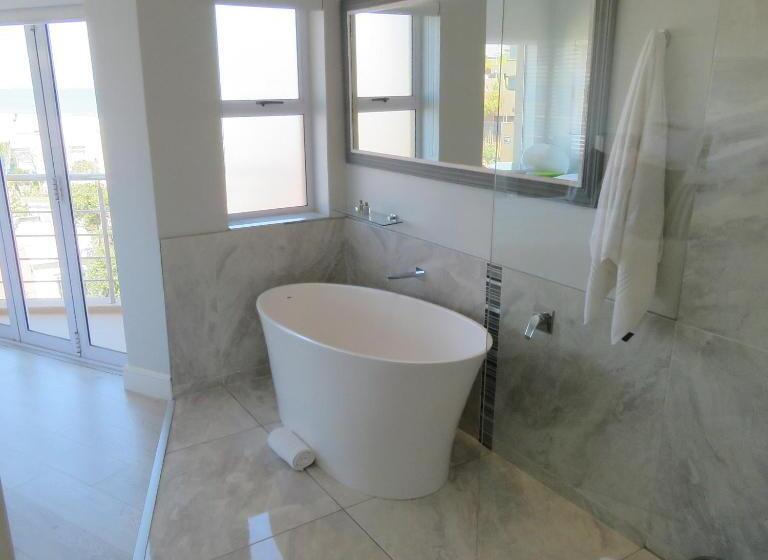 Superior suite with view, Gull On The Bay Boutique Guest House