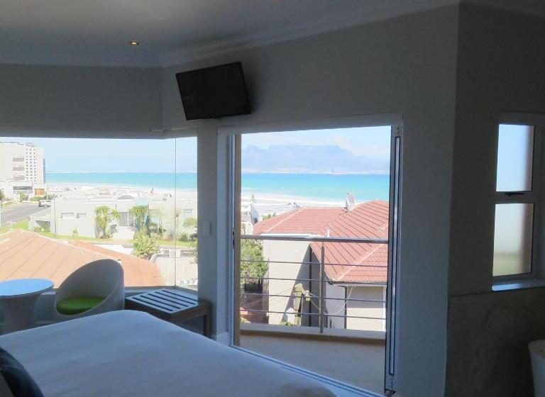 Superior suite with view, Gull On The Bay Boutique Guest House