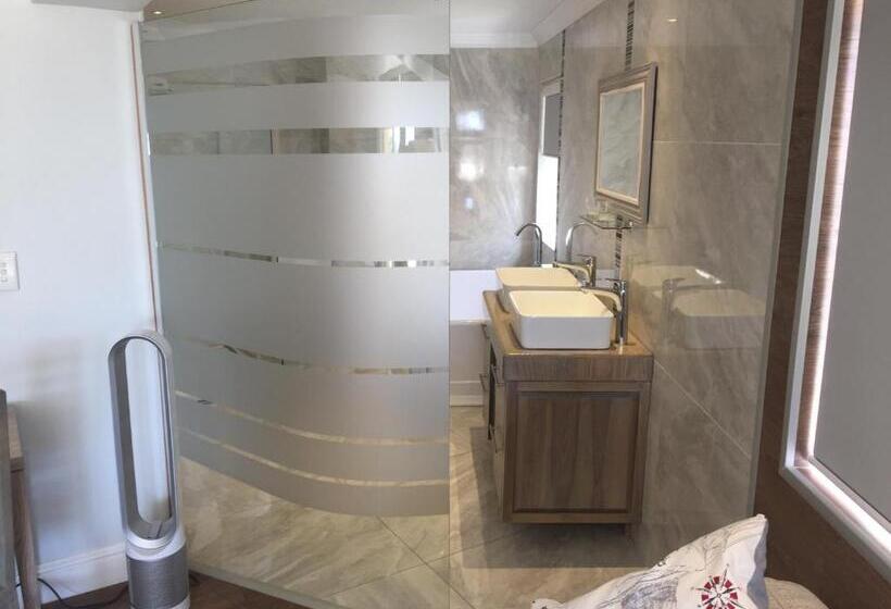 풀장 전망 스위트, Gull On The Bay Boutique Guest House