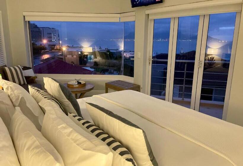 Superior suite with view, Gull On The Bay Boutique Guest House
