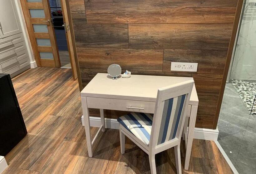 바다 전망 스위트, Gull On The Bay Boutique Guest House