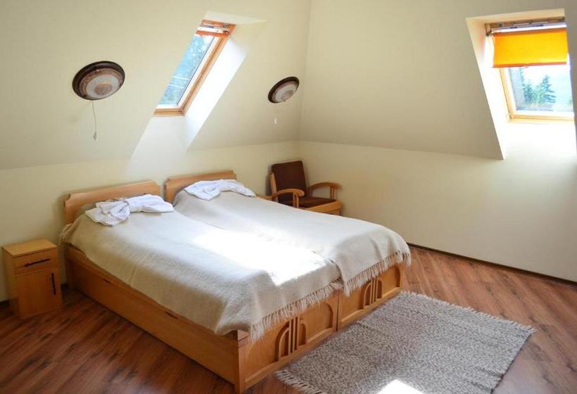 4인용 스탠다드 룸, Pensiunea Bella Vita