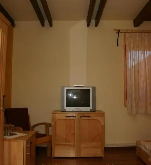 ファミリールーム, Pensiunea Bella Vita