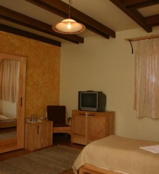 패밀리 룸, Pensiunea Bella Vita