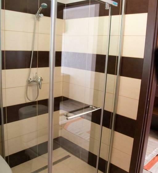 غرفة قياسية, Pensiunea Casa Din Vii