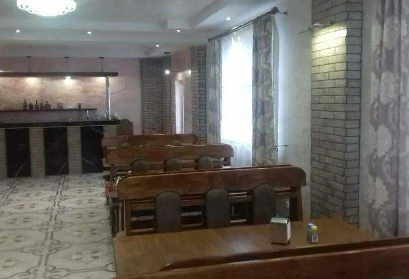 Habitació Estàndard, Kreitser