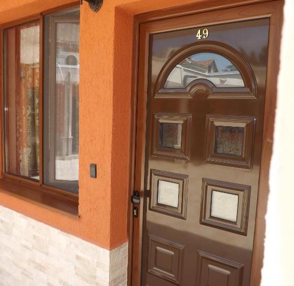 إستوديو قياسى, Fantasy