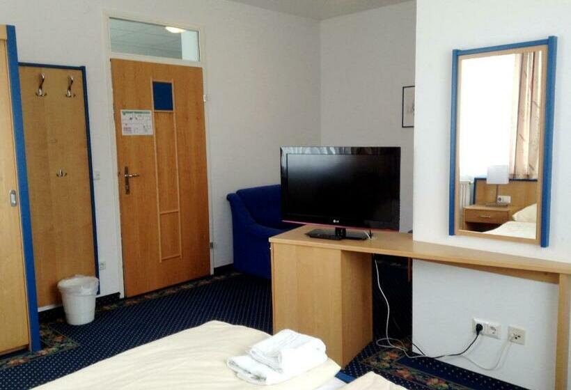 Номер Стандарт Трехместный, Thalinger Hof