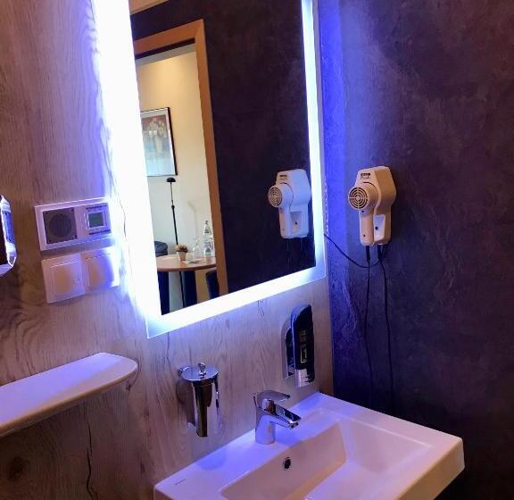 غرفة قياسية, Auermühle